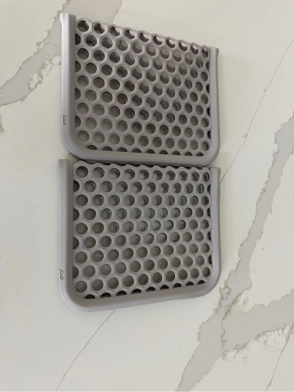 Joie Light Gray Silicone Seal Safe Dishwasher bags